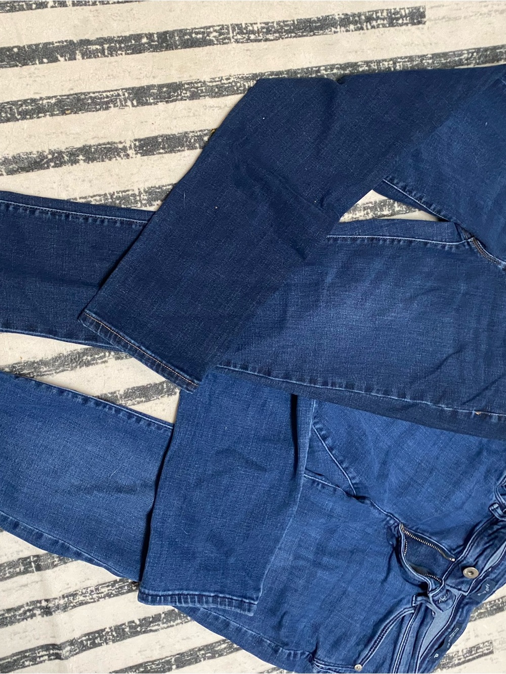 J. Jill Straight Leg Jeans in Dark Blue Denim